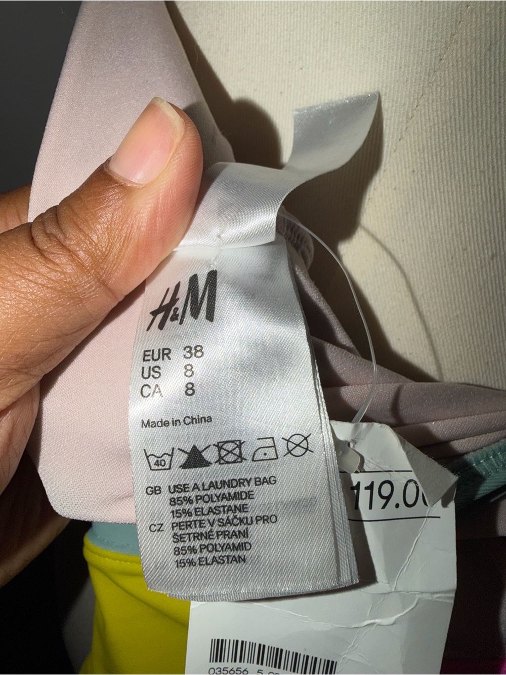 H&M Scuba Swimsuit - Picture 8 of 8